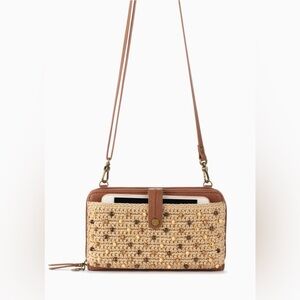 NWOT - The Sak Tan and Cream Crochet Crossbody Wallet